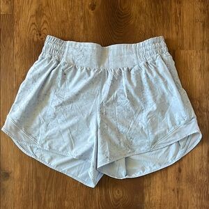 Lululemon Hotty Hot High-Rise Short 4" Gray/Light Blue Gravel Dust